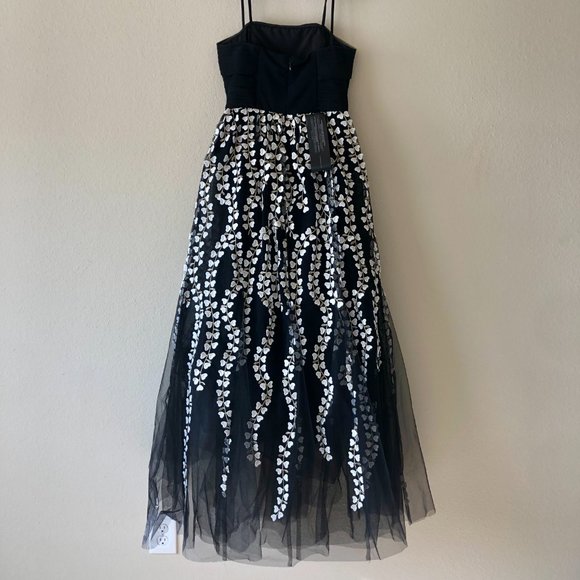 NWT BCBG Floral Embroidered Tulle Gown - Picture 4 of 14